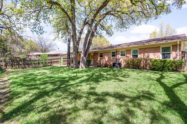 1702 Hendrix Drive, Irving, TX 75061