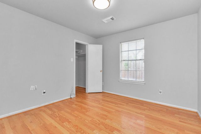 8914 Dirby Street, Houston, TX 77075