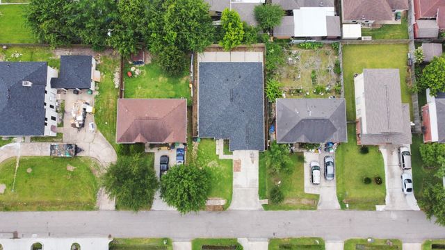 8914 Dirby Street, Houston, TX 77075