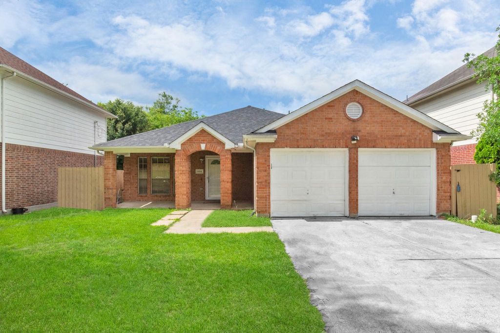 8914 Dirby Street, Houston, TX 77075