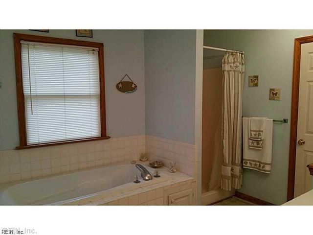840 Beckley LN, Chesapeake, VA 23322