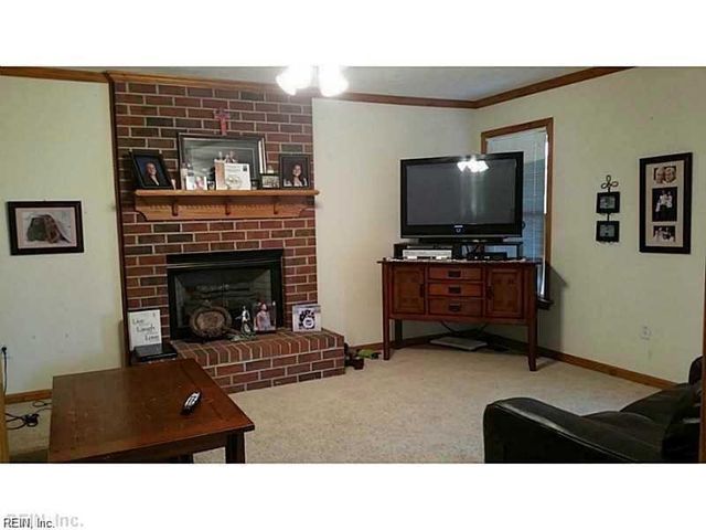 840 Beckley LN, Chesapeake, VA 23322
