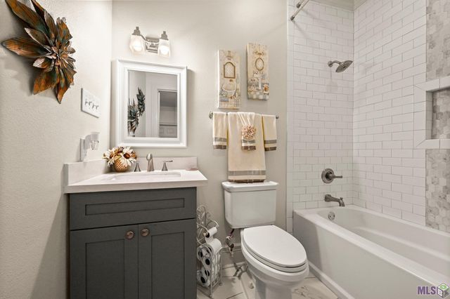 7720 Brett Pl, Baton Rouge, LA 70818