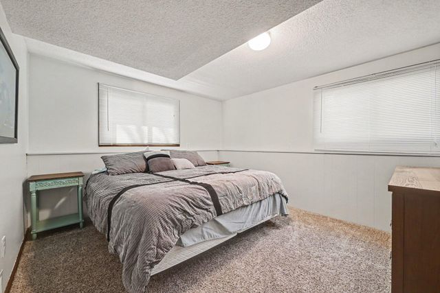 6232 Decatur Avenue N, Brooklyn Park, MN 55428