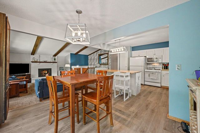 6232 Decatur Avenue N, Brooklyn Park, MN 55428