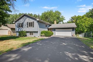 6232 Decatur Avenue N, Brooklyn Park, MN 55428