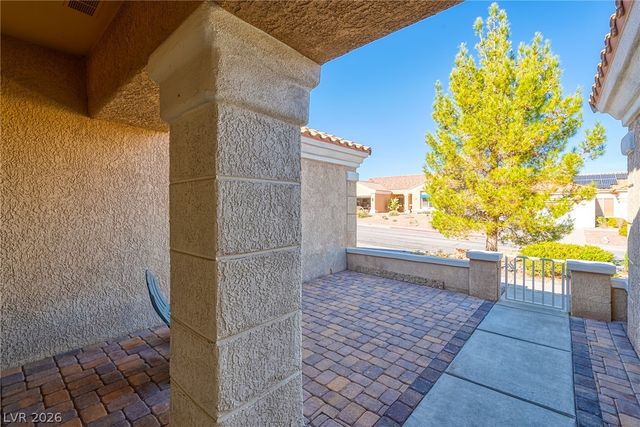 10309 LONGWOOD Drive, Las Vegas, NV 89134