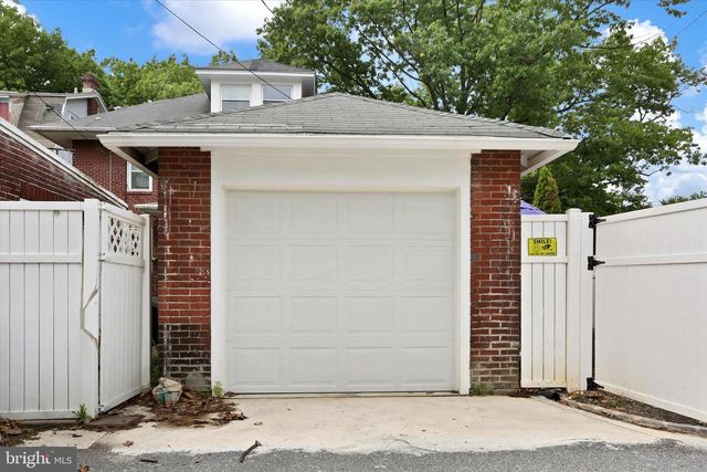 1961 CHESTNUT ST, Harrisburg, PA 17104