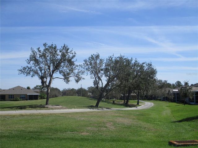 2290 SIFIELD GREENS WAY, Sun City Center, FL 33573