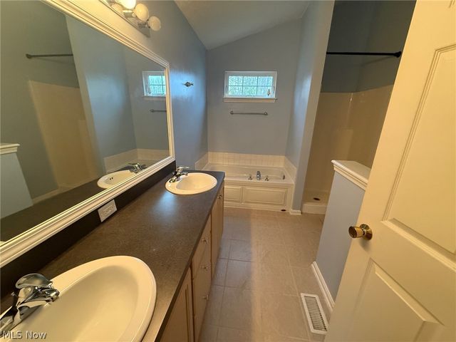 2541 Redtail Court, Twinsburg, OH 44087