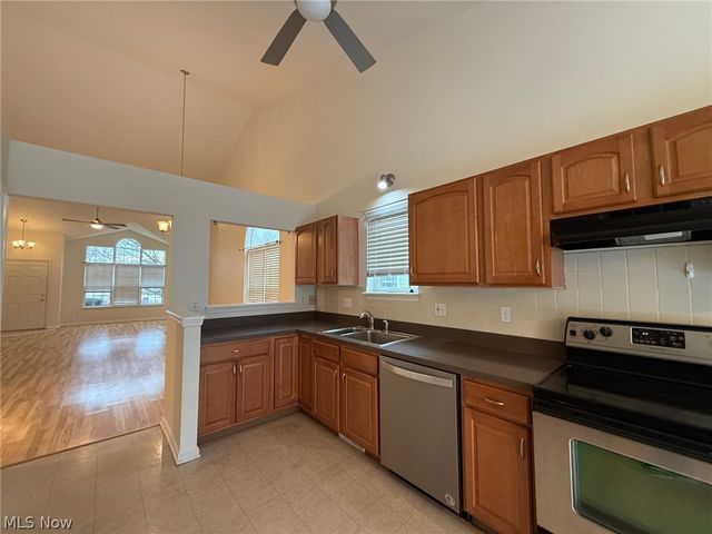 2541 Redtail Court, Twinsburg, OH 44087