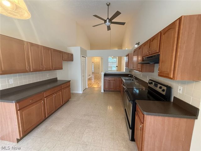 2541 Redtail Court, Twinsburg, OH 44087