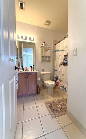 883 MILLBRAE Court 6, West Palm Beach, FL 33401