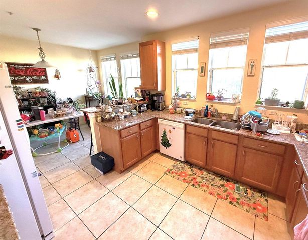 883 MILLBRAE Court 6, West Palm Beach, FL 33401