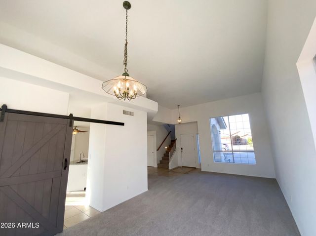 8529 W DAHLIA Drive, Peoria, AZ 85381