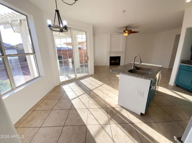 8529 W DAHLIA Drive, Peoria, AZ 85381