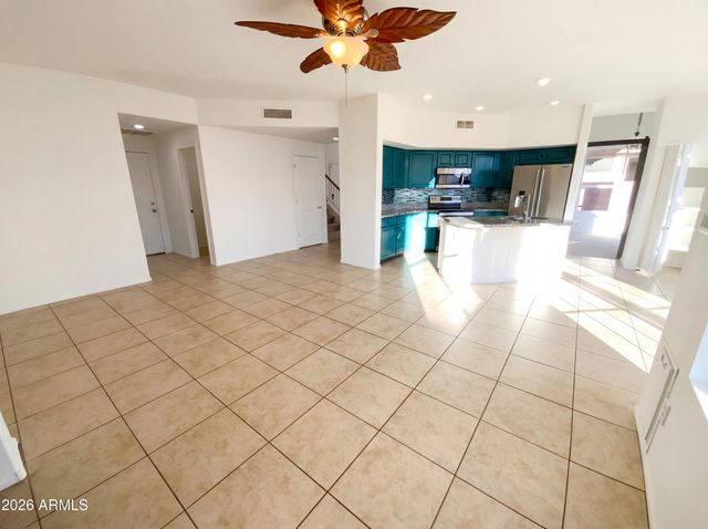 8529 W DAHLIA Drive, Peoria, AZ 85381