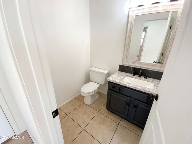 8529 W DAHLIA Drive, Peoria, AZ 85381