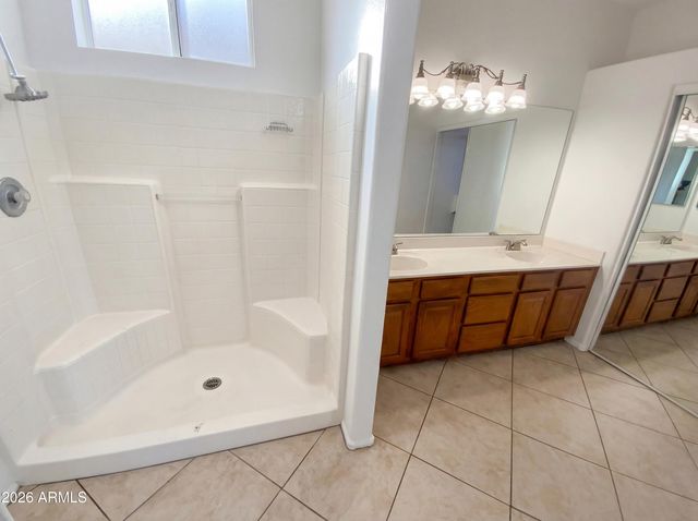 8529 W DAHLIA Drive, Peoria, AZ 85381