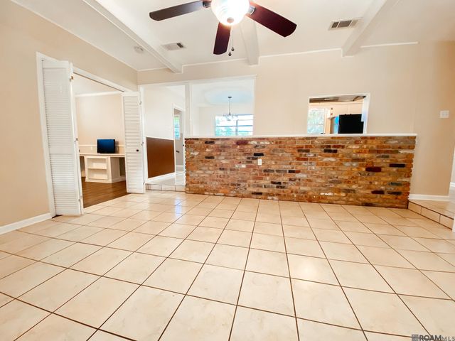 2222 Seracedar, Baton Rouge, LA 70816