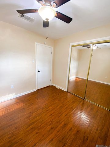 2222 Seracedar, Baton Rouge, LA 70816
