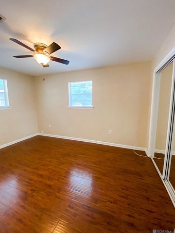 2222 Seracedar, Baton Rouge, LA 70816