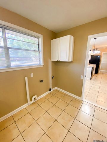 2222 Seracedar, Baton Rouge, LA 70816