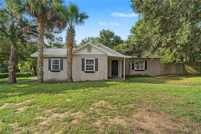 205 E FOUNTAIN STREET, Fruitland Park, FL 34731