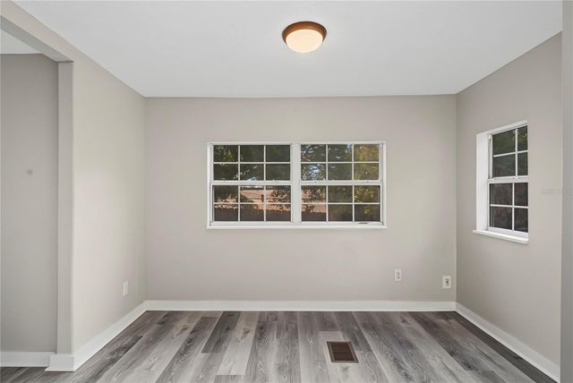 205 E FOUNTAIN STREET, Fruitland Park, FL 34731