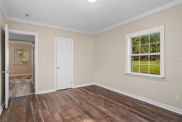 205 E FOUNTAIN STREET, Fruitland Park, FL 34731