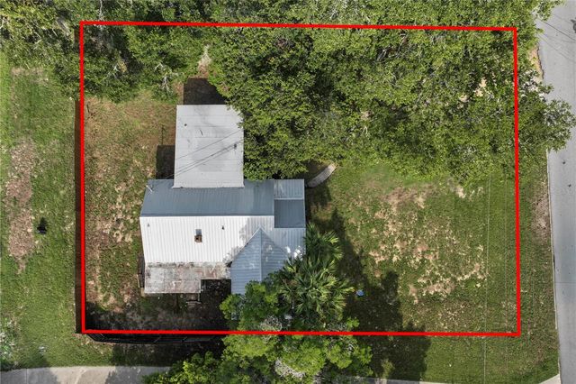 205 E FOUNTAIN STREET, Fruitland Park, FL 34731