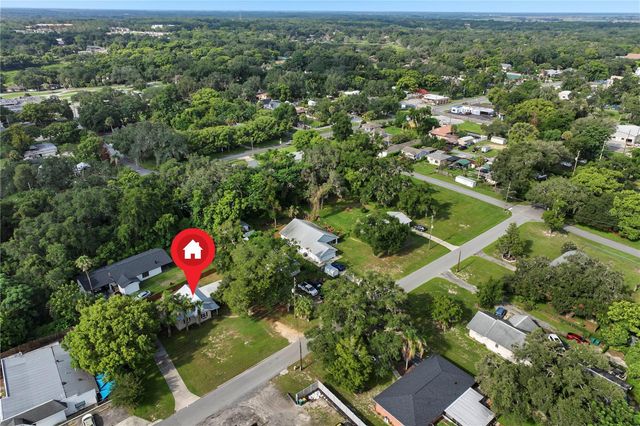 205 E FOUNTAIN STREET, Fruitland Park, FL 34731