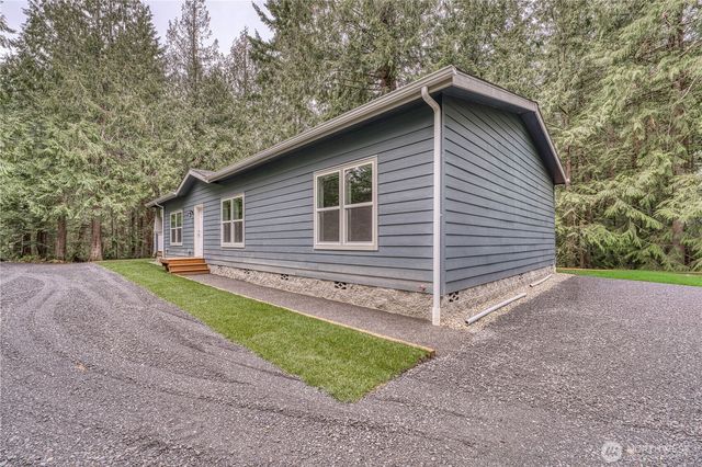 3897 Christine Lane NW, Bremerton, WA 98312