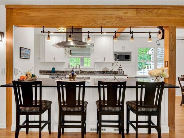 13 Pinehurst Drive, Jericho, VT 05465
