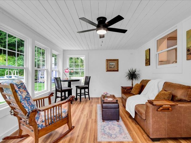 13 Pinehurst Drive, Jericho, VT 05465
