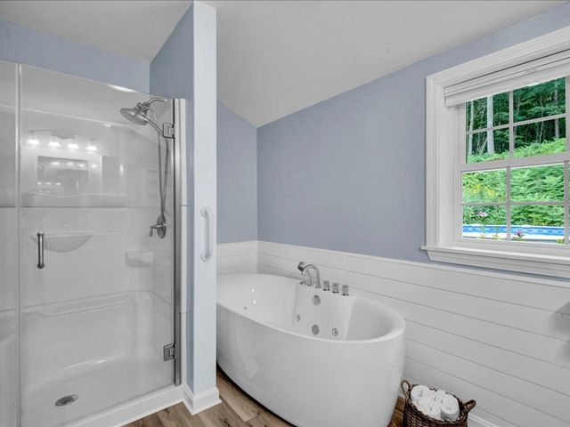 13 Pinehurst Drive, Jericho, VT 05465