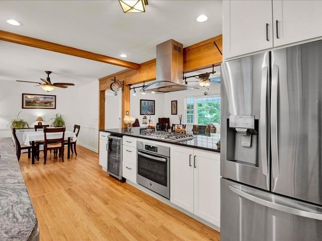 13 Pinehurst Drive, Jericho, VT 05465