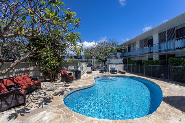 3824 Leahi Avenue 106, Honolulu, HI 96815