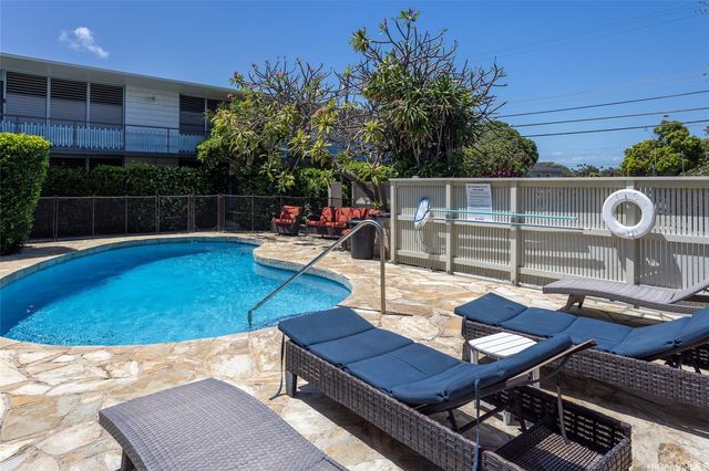 3824 Leahi Avenue 106, Honolulu, HI 96815