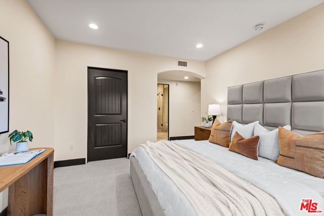 1215 Armacost Avenue 403, Los Angeles, CA 90025