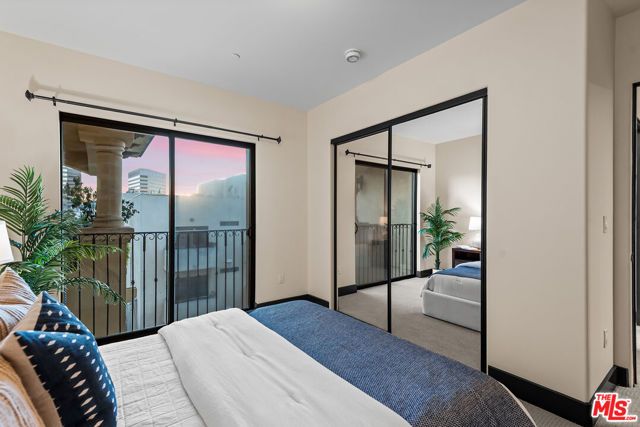 1215 Armacost Avenue 403, Los Angeles, CA 90025