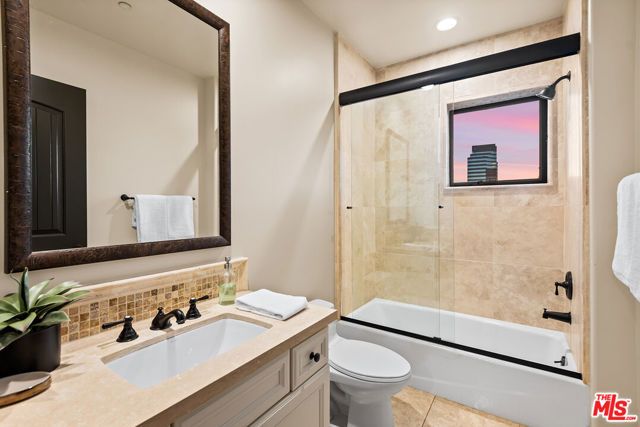 1215 Armacost Avenue 403, Los Angeles, CA 90025