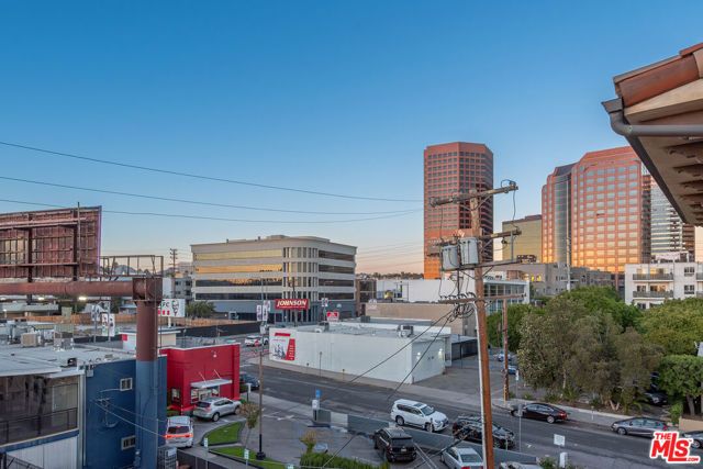 1215 Armacost Avenue 403, Los Angeles, CA 90025