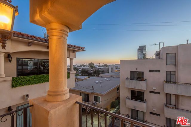 1215 Armacost Avenue 403, Los Angeles, CA 90025