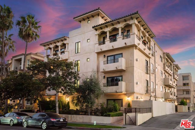 1215 Armacost Avenue 403, Los Angeles, CA 90025