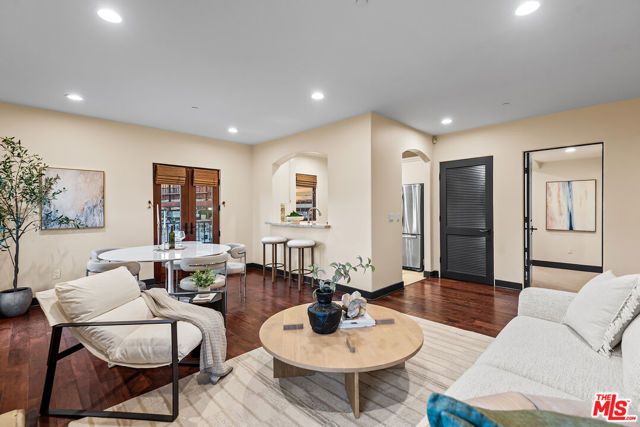 1215 Armacost Avenue 403, Los Angeles, CA 90025