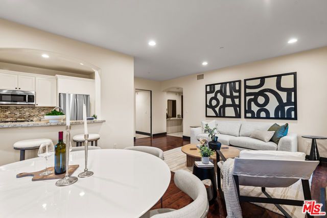 1215 Armacost Avenue 403, Los Angeles, CA 90025