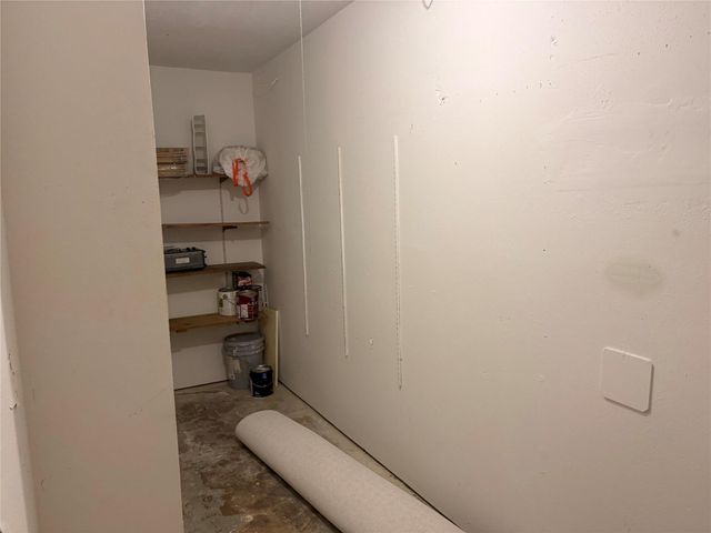 1007 Stoneleigh Court, Tomball, TX 77375