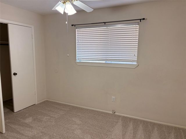 1007 Stoneleigh Court, Tomball, TX 77375