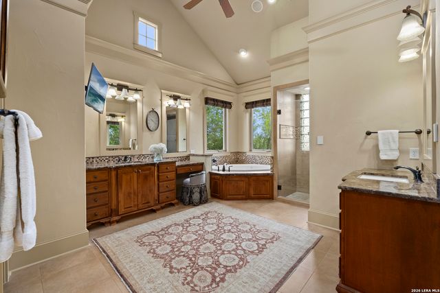 185 River Crossing, Boerne, TX 78006